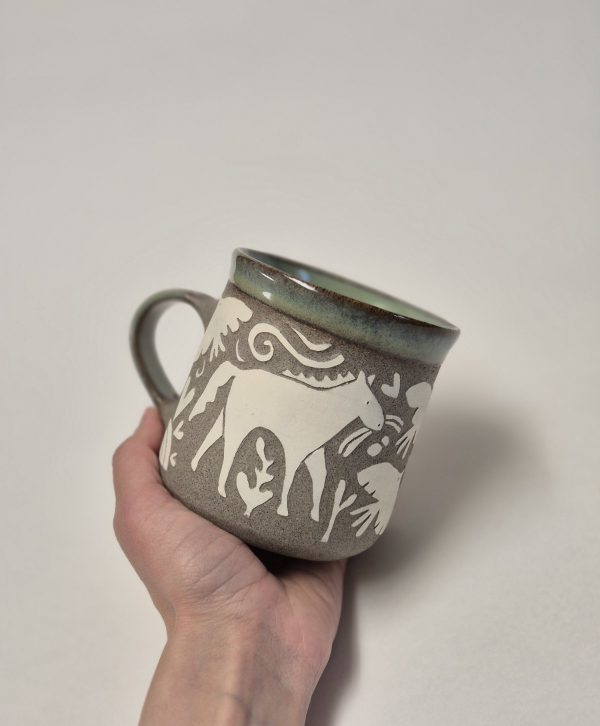20260408_172912_kopija_1200x1452 Ceramic sgraffito mug with horses