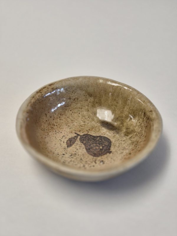 20260411_170841_kopija_1200x1600 Wood fired bowl with pear