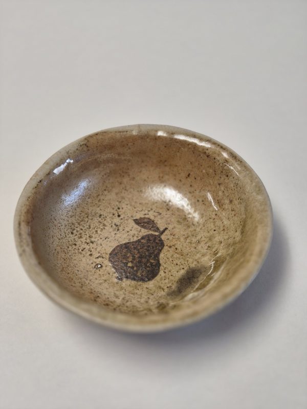 20260411_170859_kopija_1200x1600 Wood fired bowl with pear