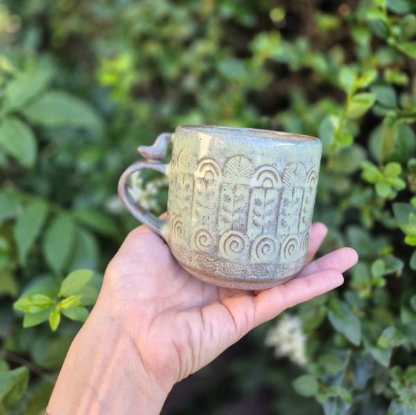 2026/06/1000084750-1-scaled.jpg Ceramic mug with bird