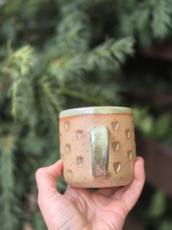 Ceramic mug with hearts